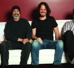 Ικανοποιητικές οι πωλήσεις των νέων album των Soundgarden και των Deftones την πρώτη εβδομάδα κυκλοφορίας 