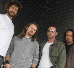 Οι Sound Of Contact υπογράφουν στην InsideOut 