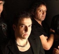 Ποιοί θα «ανοίξουν» τη συναυλία των Saxon στην Αθήνα 