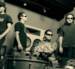 Μια ...κλεφτή ματιά στη νέα κυκλοφορία των Spock's Beard 