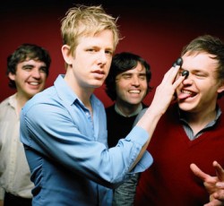 Οι Spoon παρουσίασαν live το νέο τους κομμάτι (video) 