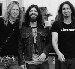 Οι SteamRoller του Doug Aldrich ζωντανά τον Σεπτέμβριο στην Αθήνα 