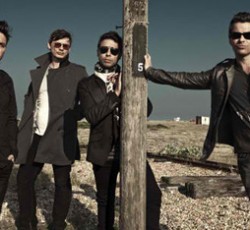 Παρελθόν από τους Stereophonics ο drummer Javier Weyler 