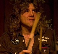 Steven Adler: «Ο Axl Rose είναι από τους μεγαλύτερους μ*****ς του κόσμου και το λέω αυτό με αγάπη...» 