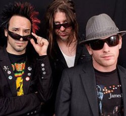 Πλάνα των Stone Sour από το στούντιο 