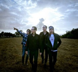 Οι Stone Temple Pilots στη σκηνή με τον Chester Bennington (Linkin Park)
