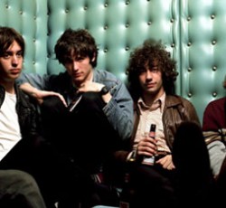 Ακούστε το "One Way Trigger" των The Strokes 