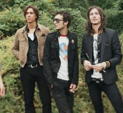 Ακούστε το νέο single των The Strokes, "All The Time" 