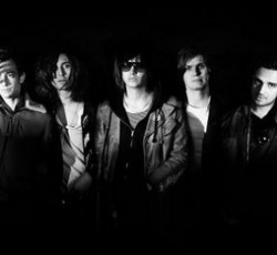 Οι τελευταίες πληροφορίες για το νέο δίσκο των Strokes 