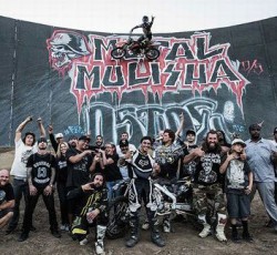 «Τα σπάνε» με motocross αναβάτες οι Suicidal Tendencies (video clip) 