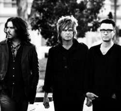 Πρεμιέρα για το νέο video των Tea Party, "Water's On Fire" 