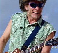 Live cd και dvd για τον Ted Nugent 