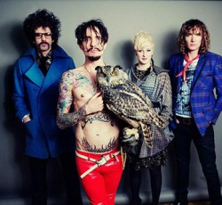 Aκούστε το νέο τραγούδι των Darkness 