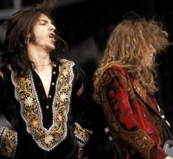 [90s flashback]: Ο Steve Cropper «κρίνει» τους Black Crowes 