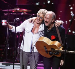 Ακουσε πως γιορτάζουν οι Who τα 50 τους με… Daft Punk και AC/DC! 