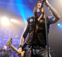 Σε λίγες μέρες τα αποκαλυπτήρια του νέου ονόματος των Thin Lizzy 