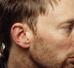 Thom Yorke: «Η μουσική βιομηχανία είναι έτοιμη να καταρρεύσει»