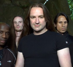 Ξεκίνησαν να δουλεύουν πάνω στη νέα τους δουλειά οι Threshold 