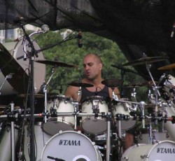 Επιστροφή του Tim 'Herb' Alexander πίσω από τα drums για το επόμενο album των Primus