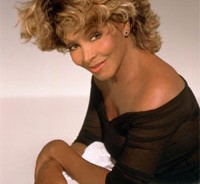 Η Tina Turner επανέρχεται 
