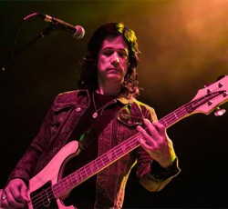 Ο μπασίστας του Scott Weiland συνελήφθη για κατοχή κοκαΐνης 