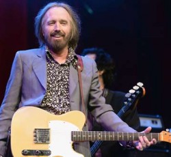 Έτοιμος και πιο rock 'n' roll ο νέος δίσκος του Tom Petty με τους Heartbreakers 