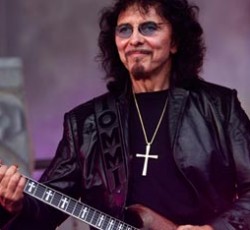 Νέα σχετικά με την κατάσταση της υγείας του Tony Iommi 