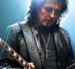 Ο Tony Iommi κάνει δηλώσεις σχετικά με την ασθένειά του 