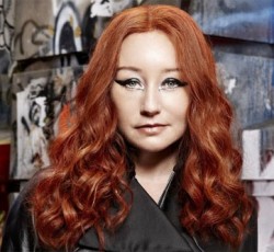 Οι λεπτομέρειες της νέας δισκογραφικής δουλειάς της Tori Amos 