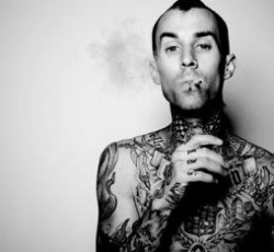 Συμμετοχές των Slash, Tom Morello και Corey Taylor στο album του Travis Barker