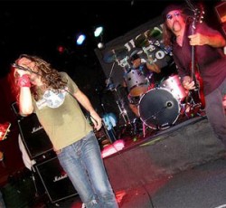 Νέος δίσκος για τους Trouble 