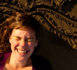 «Η χώρα» των tUnE-yArDs 