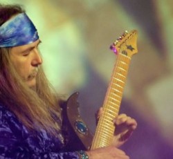 Michael Schenker, Uli Jon Roth και Leslie West σχημάτισαν τους 3 Guitar Heroes