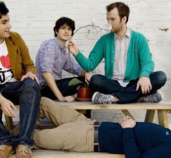 Οι Vampire Weekend βγάζουν online το νέο τους άλμπουμ