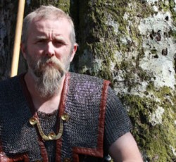«Δεν τα έγραψα εγώ», δηλώνει στη δίκη του ο Varg Vikernes για τα ρατσιστικά blog