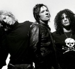 Ξανά στην ενεργό δράση οι Velvet Revolver 