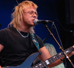 Τέλος από τους ΤΝΤ ο μπασίστας τους, Victor Cito Borge