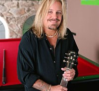 Solo album από τον τραγουδιστή των Motley Crue 