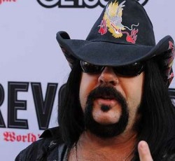Δεν «βλέπει» τους Pantera να μπαίνουν στο Rock And Roll Hall Of Fame ο Vinnie Paul 