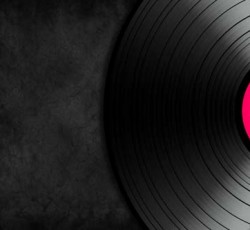 Ποιά είναι τα album με τις περισσότερες πωλήσεις βινυλίου στο Ην. Βασίλειο μέσα στο 2014;