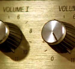 Γιατί πρέπει να προστατεύουμε τα αυτιά μας σε συναυλίες 