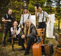 Αποκλειστικό: Δείτε το νέο βίντεο των Vulture Industries 