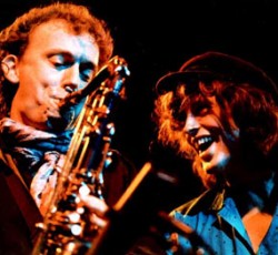 Αλλαγή στις ημερομηνίες εμφάνισης των Waterboys στη χώρα μας 