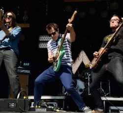 Ημερομηνία κυκλοφορίας και πρώτο δείγμα για το νέο album των Weezer 