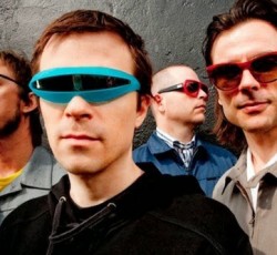 Ακόμα ένα ιδιαίτερο εξώφυλλο από τους Weezer 