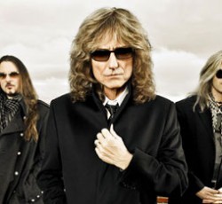 Live κυκλοφορίες ετοιμάζουν οι Whitesnake 