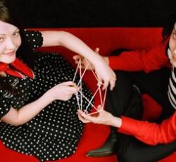 Νέα δουλειά από τους White Stripes; 