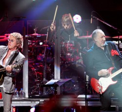 Επετειακή περιοδεία και σχέδια για απόσυρση από τους The Who 