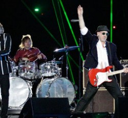 Roger Daltrey: «Οι περιοδείες επηρεάζουν σοβαρά την υγεία μου»