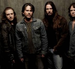 Winger, Fatal Smile και Γιώργος Γάκης στη Θεσσαλονίκη. Οι λεπτομέρειες. 